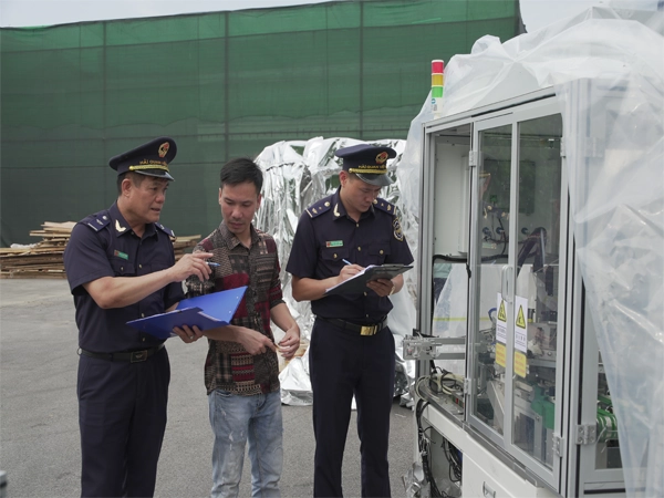 WCO supports Vietnam Customs with compliance management, customer service and local sample consultation