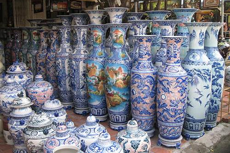 Bat Trang pottery
